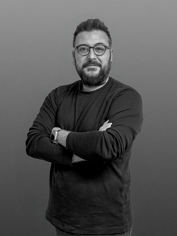 YOO team member portrait 05