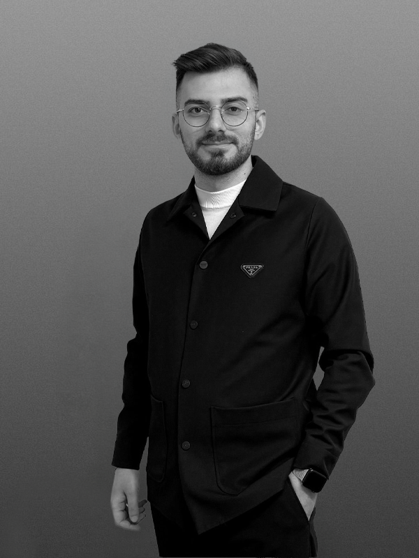YOO team member portrait 24