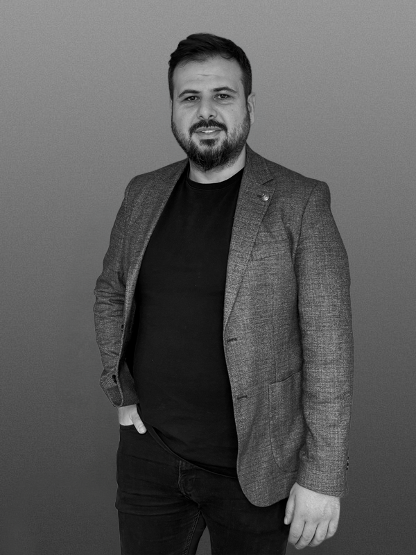 YOO team member portrait 26